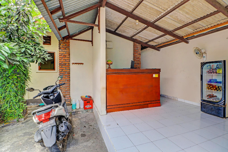 Public Area 2, OYO 91724 Penginapan Pondok Asri, Denpasar