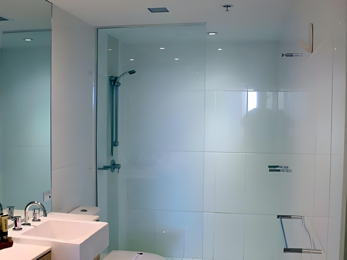 Bathroom 5, Blue C Coolangatta, Gold Coast