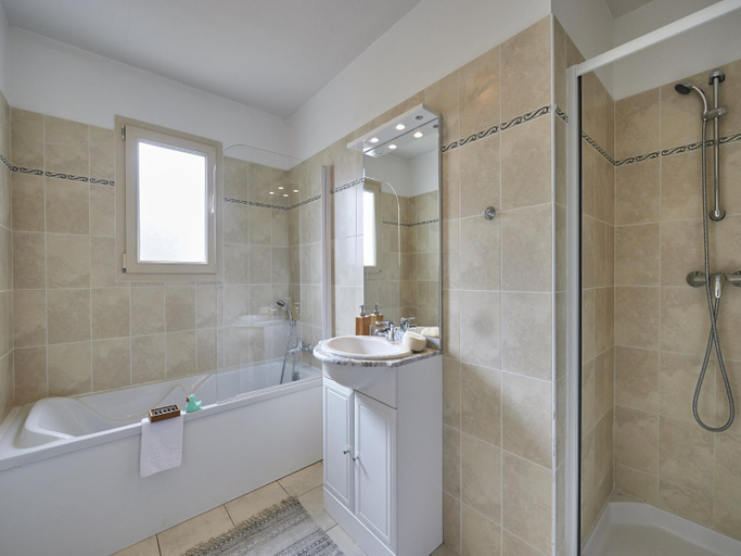 Bathroom 3, Villa in Lanzac with Private Garden, Lot