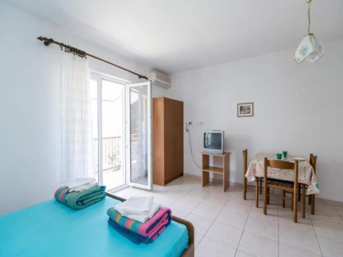 Others 4, Apartments Boguvila - Studio with Terrace A4 - ST, Supetar