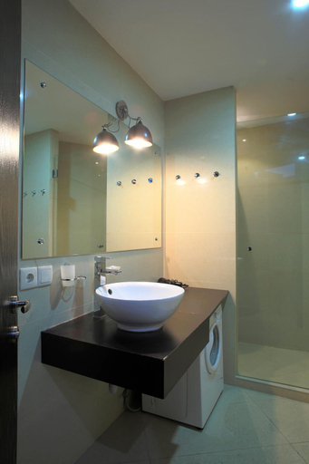 Bathroom 5, New Gudauri Rooms, Dusheti