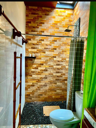 Bathroom 4, Valomia Beachfront, Karangasem