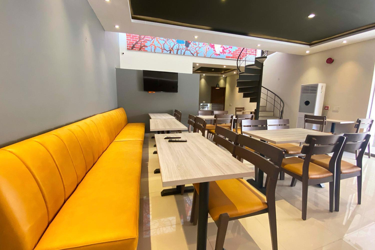 Shared lounge/TV area