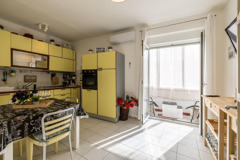 Others 5, Downtown City Apartment, Split