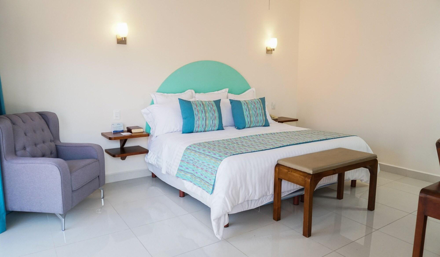 Bedroom 2, The Marine Waterfront Hotel, La Paz
