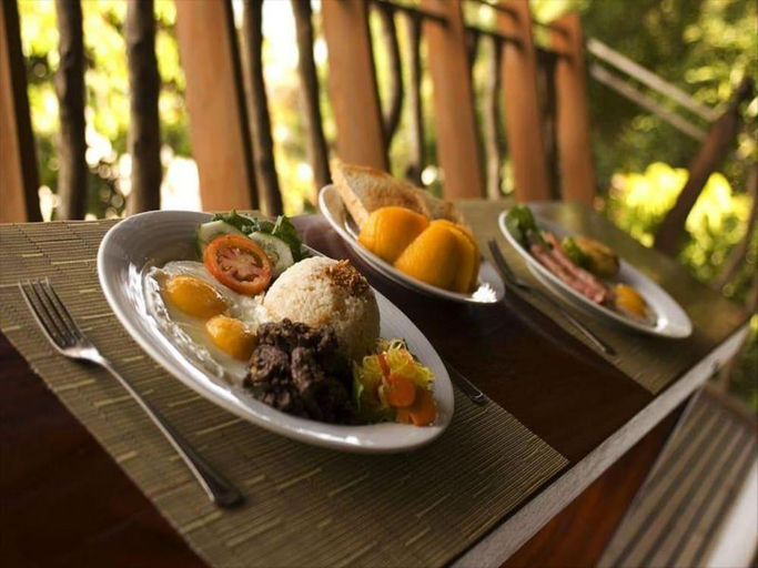 Food & Drinks 5, Vivere Azure Resort, Mabini