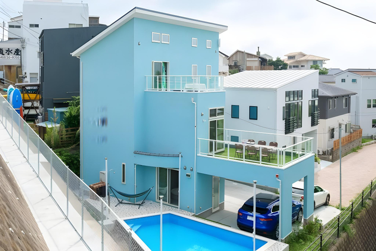 Sport & Beauty 2, B127-1Beachside Base KURUWA Projector | 14:00 in/12:00 out | 8 people, Yokosuka