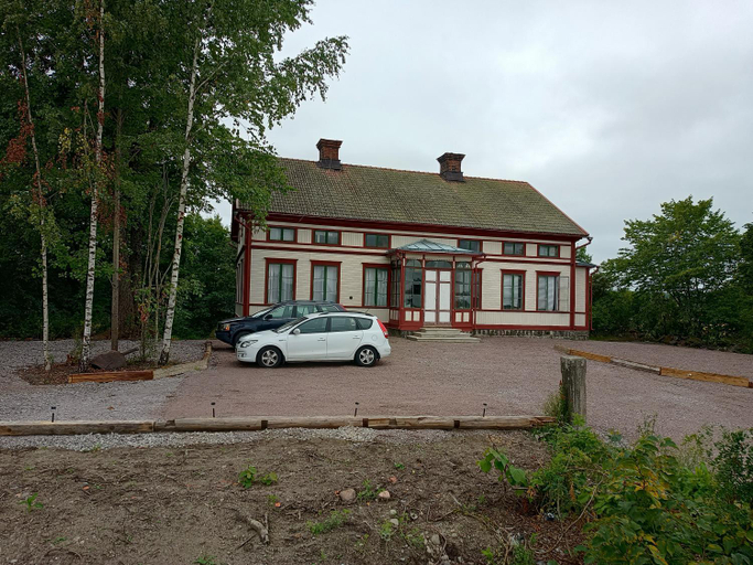 Others 3, Kungsgarden BnB, Sandviken