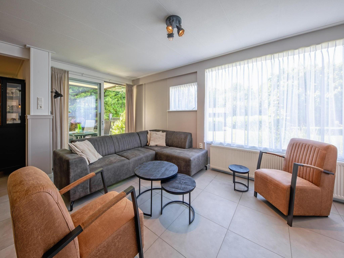 Others 4, Holiday Home in De Koog near Beach, Texel