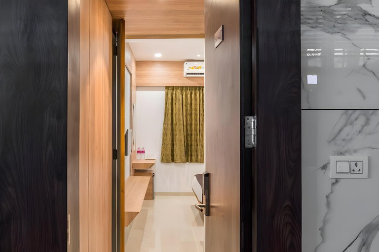 Others 3, Meridian Hotel and Banquet, Surat