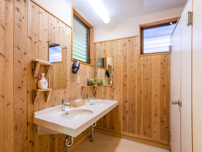 Bathroom 4, Lodge Kiyokawa, Bungo-ōno