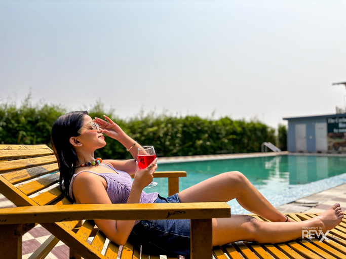 Swimming pool 2, Corbett Jungle Resort, Nainital