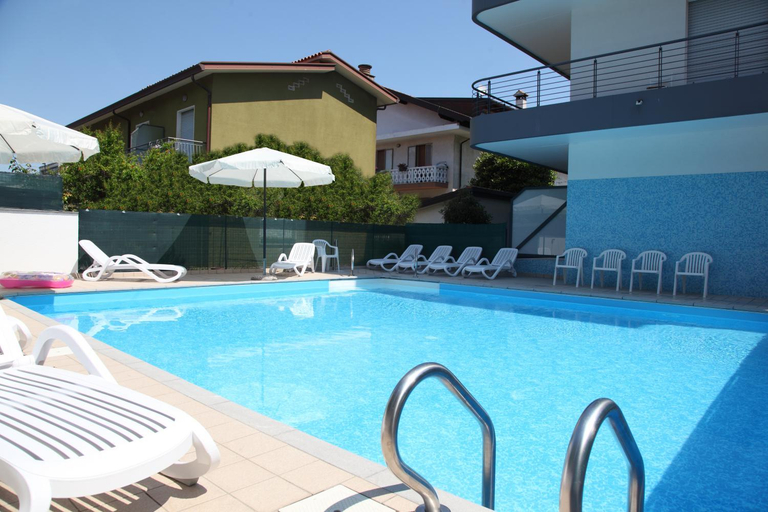 Swimming pool 2, Villa Bruna, Udine
