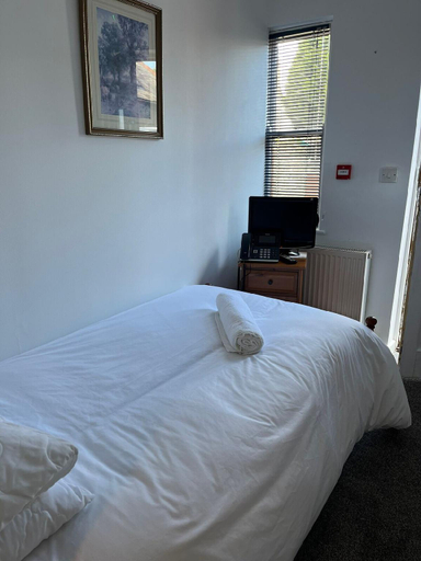 Bedroom 2, Red Lion, Dorset