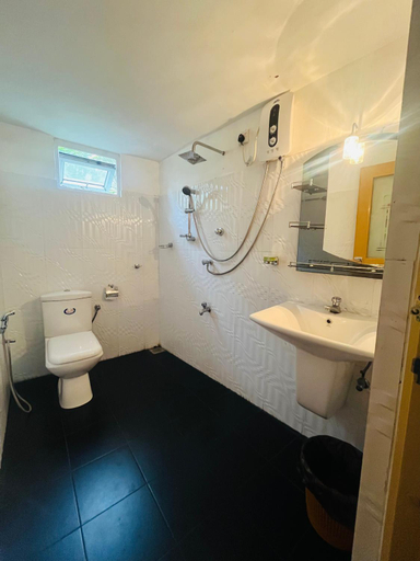 Bathroom 3, Dream Forest Rest, Imaduwa