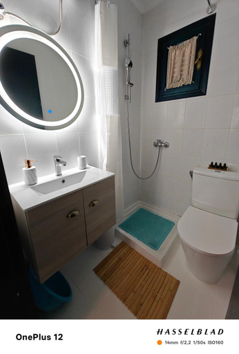 Bathroom 2, Brilliance Sea View Apartments, Central Macedonia