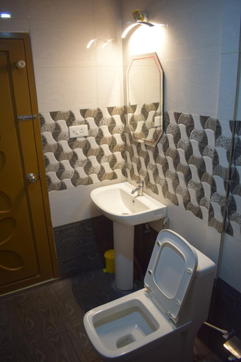 Bathroom 3, Hill Side Home, Idukki