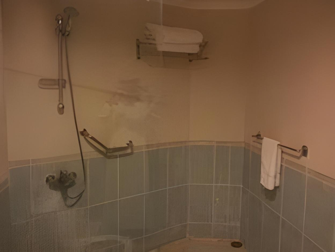 Bathroom 5, Jar Al Habib Hotel, Al Madinah Al Munawwarah