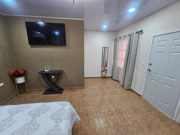Bedroom 5, Palmerola Inn, Comayagua