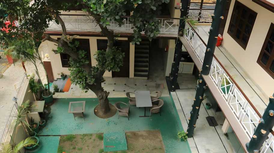 Others 3, Gayatri Resort, Garhwal