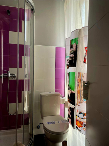 Bathroom 4, Casa de Huespedes con encanto El Sueno del Quijote, Madrid