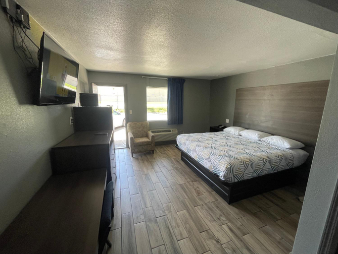 Bedroom 5, Gateway Motor Inn, Tulsa