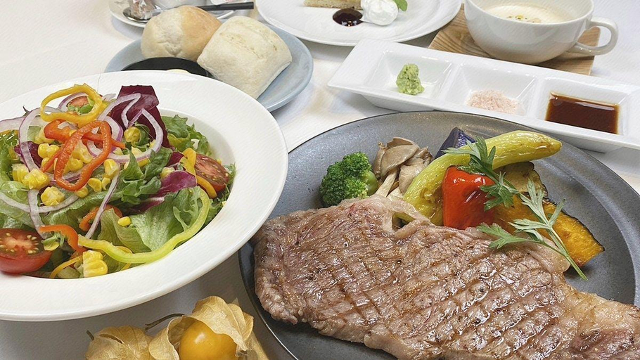 Food & Drinks 3, Aqa Hotel Premium, Saku