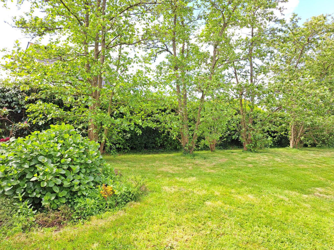 Others 5, Holiday Home in Plouarzel near Sandy Beach, Finistère