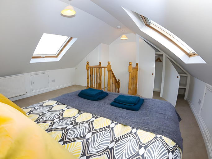 Bedroom 2, Jutes House Exeter, Devon