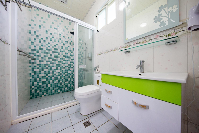 Bathroom 4, Fire Island Guest House, Taitung