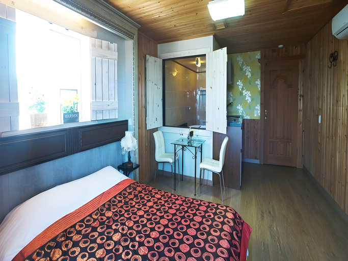 Bedroom, El Roman Pension, Jeju