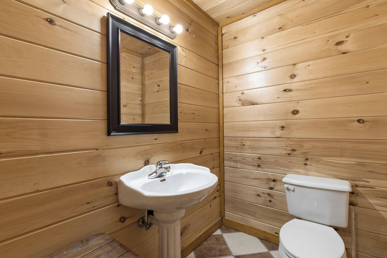 Bathroom 4, Mountain Cinema Lodge by Jackson Mountain Rentals, Sevier