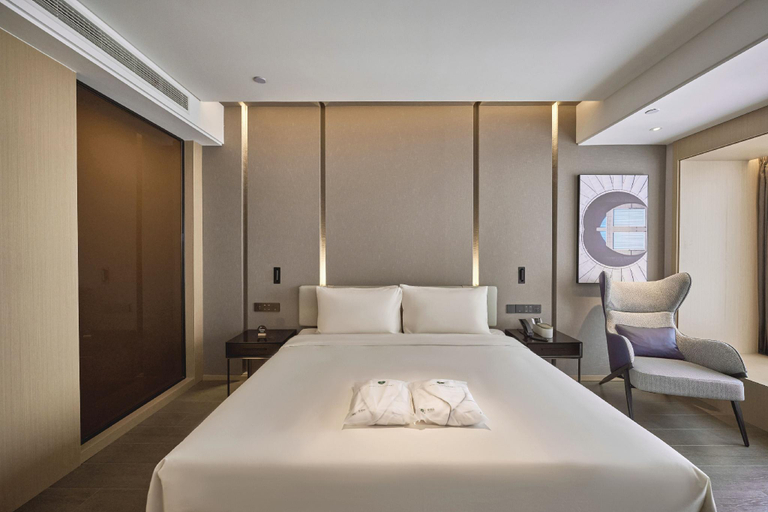 Bedroom 2, Atour Hotel Taixing Municipal Government Gulou New World, Taizhou
