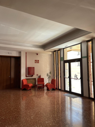 Public Area, Albergue Rosa Molas, Tarragona