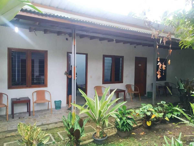 Exterior & Views 2, Homestay 28 Pangandaran, Pangandaran