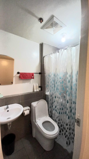 Bathroom 3, Butuan Staycation , Butuan City