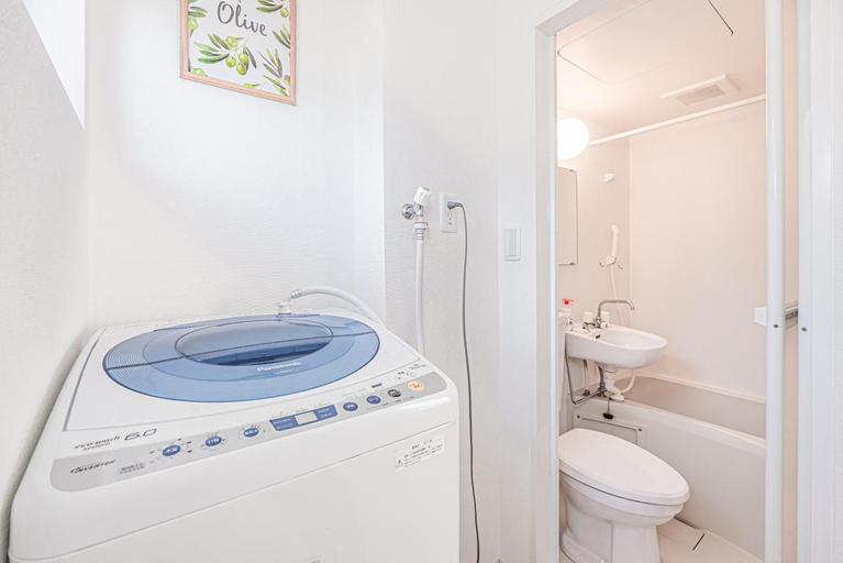 Bathroom 2, Mori House 西が丘, Kita