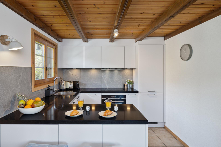 Others 4, Chalet Les Crus, Martigny