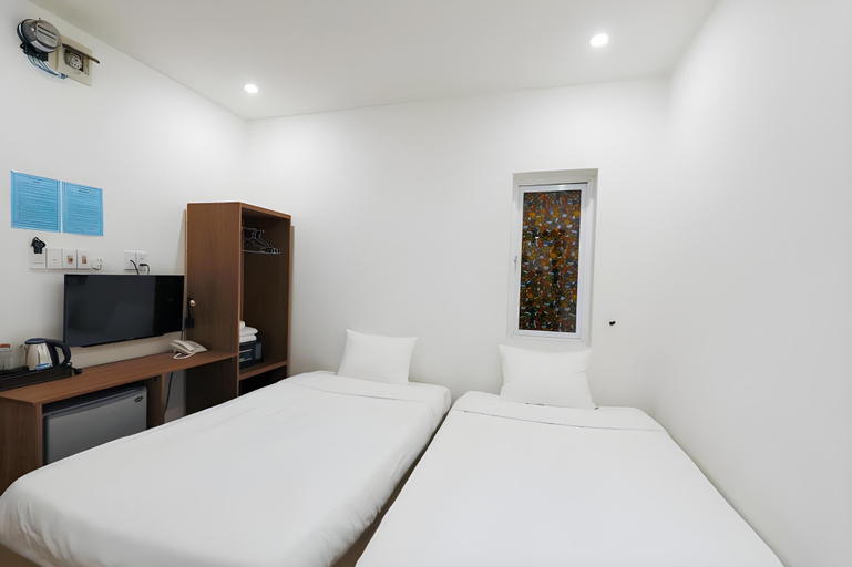 Bedroom 5, Vitalis Riverside Hotel, Da Nang