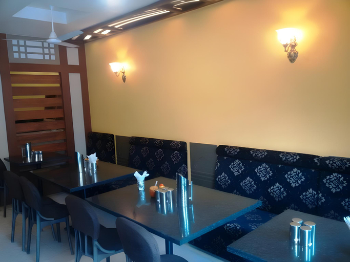 Food & Drinks 4, Hotel Chandra Gupta, Ujjain