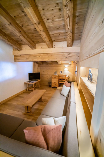 Bedroom 3, Posthotel Roessli, Saanen