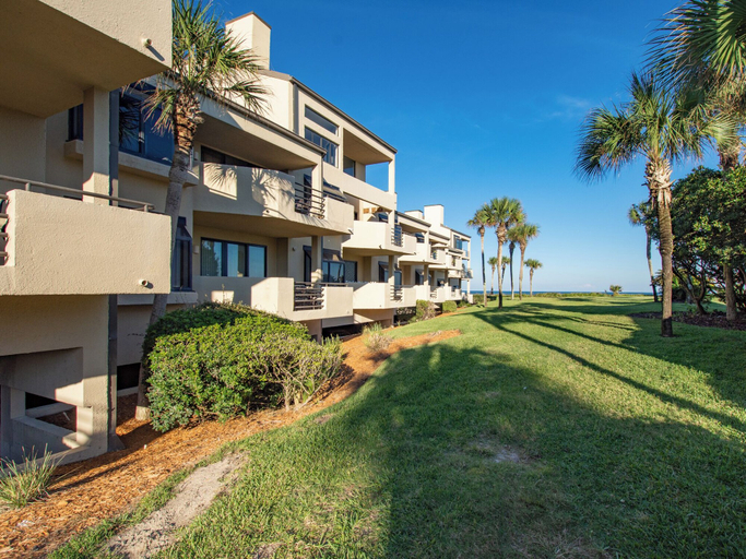 Exterior & Views 2, Spinnakers Reach 704 by Distinctive Beach Rentals, Saint Johns