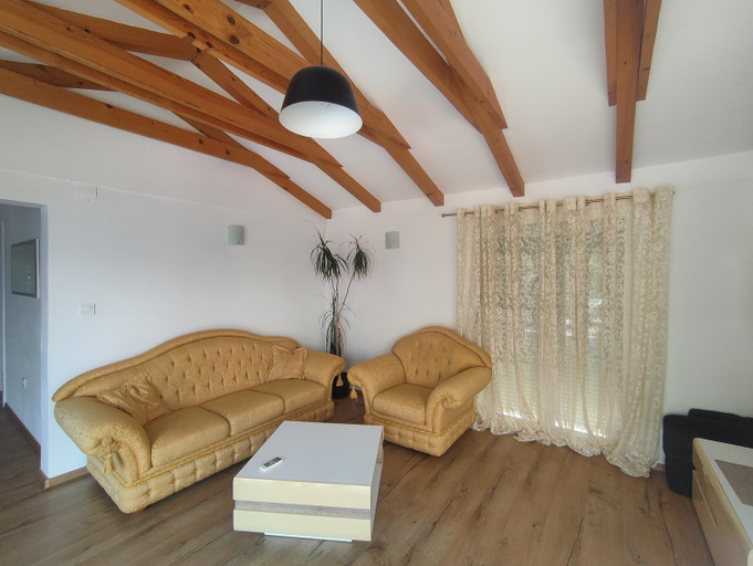 Others 2, Apartments Marko Maros