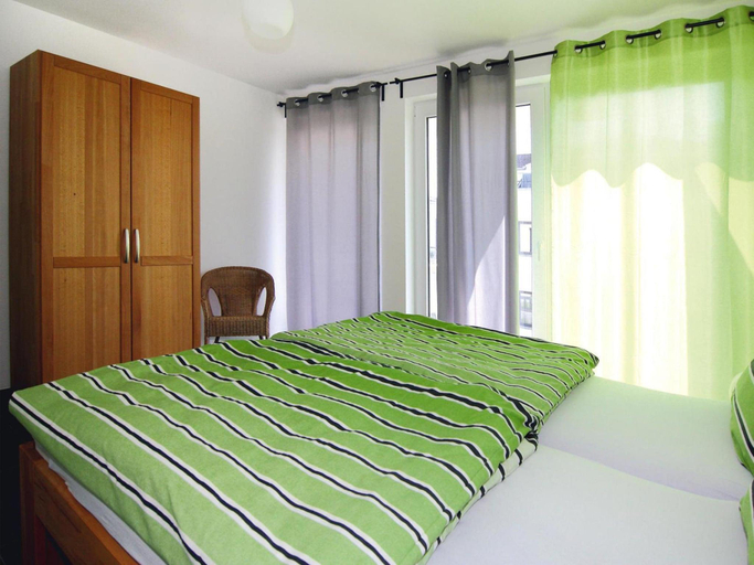 Bedroom 2, Appartementhaus Calmsailing, Borgerende, Rostock