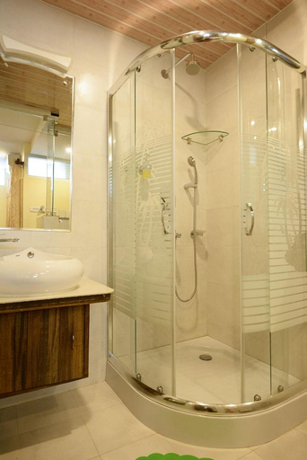 Bathroom 3, Maya Boutique Hotel, Bagmati
