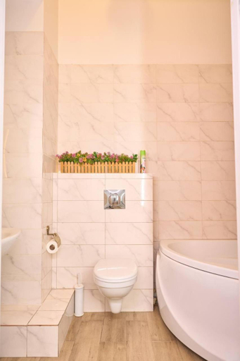 Bathroom 3, Royal Max hotel & spa, Almaty