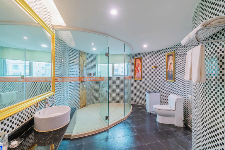 Bathroom 3, Vienna Hotel Huizhou Zhongxin, Huizhou