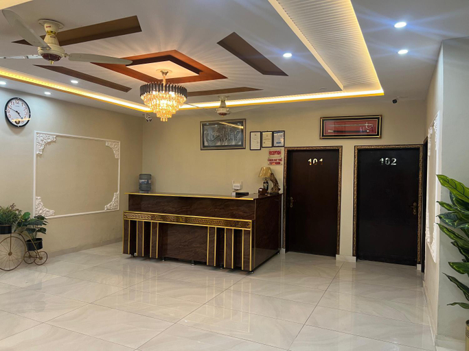Others 4, Hotel new royal palace, Lahore