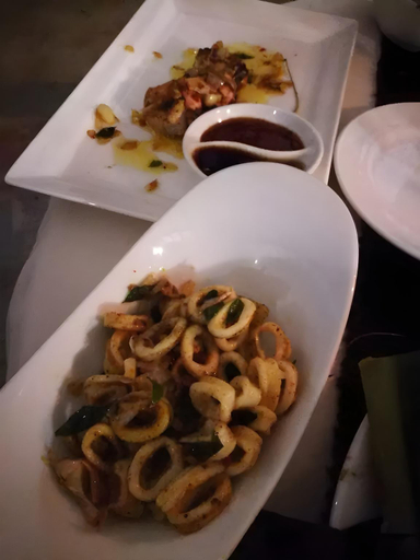 Food & Drinks 3, Kenuson Villas, Thissamaharama