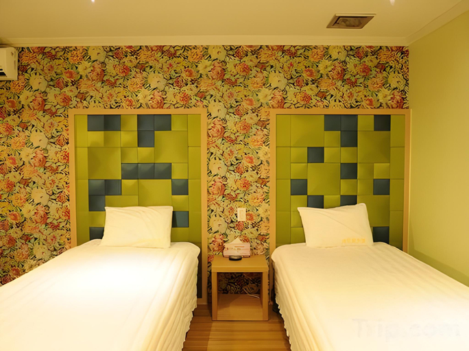 Bedroom 3, Central Hotel, Changwon